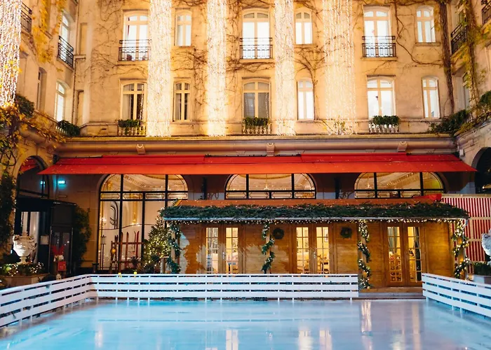 Hôtel Plaza Athénée - Dorchester Collection Parigi